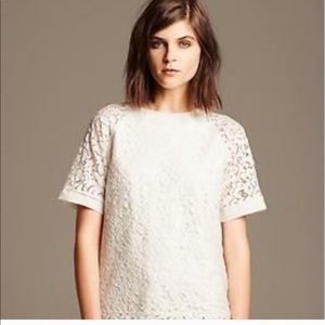 Gorgeous Banana Republic Lace Top